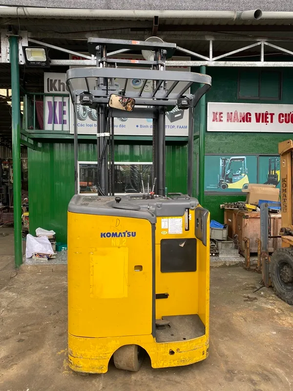 Mot so dac diem noi bat cua xe nang dien komatsu