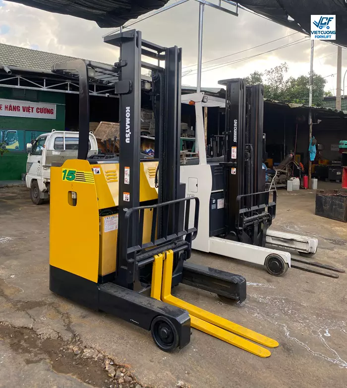 Xe nâng cũ tại HCM