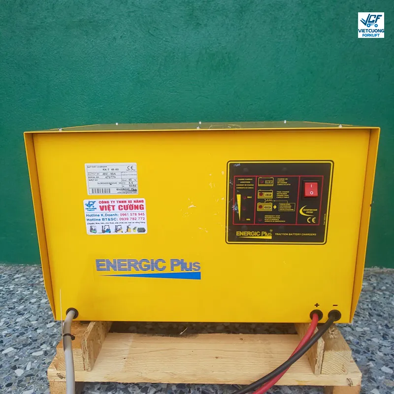 May sac Energic Plus xe nang