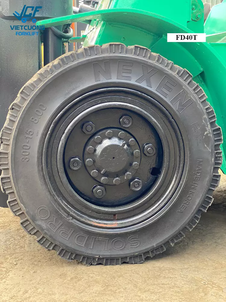 Bánh trước 3.00-15