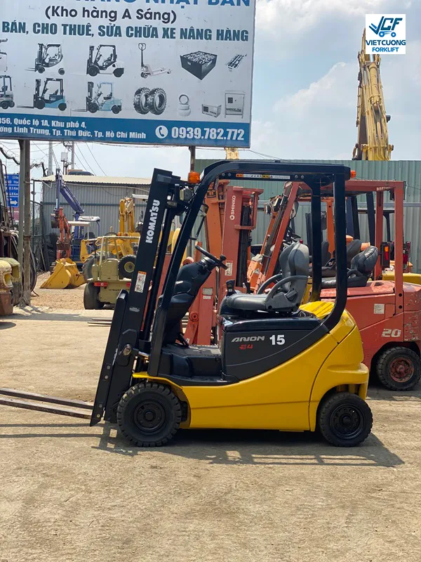 Xe nâng điện ngồi lái Komatsu FB15-12