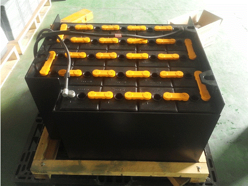 Hướng dẫn bảo dưỡng ắc quy xe nâng 