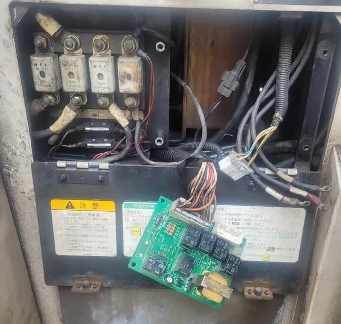 Sửa lỗi xe nâng điện không chạy