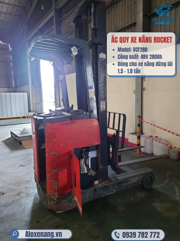 ac quy xe nang hieu rocket