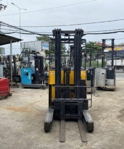 Xe nâng điện đứng lái Komatsu