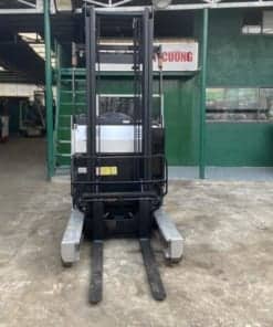 Xe nâng điện đứng lái 1.5 tấn