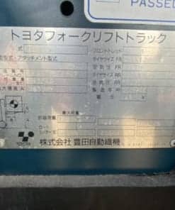 xe nâng đứng lái toyota