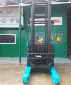 Alternative view of Xe nâng điện đứng lái Sumitomo 1.3 tấn