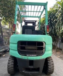 Mitsubishi xe nâng động cơ dầu