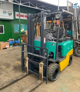 Cho thuê xe nâng tại Tiền Giang