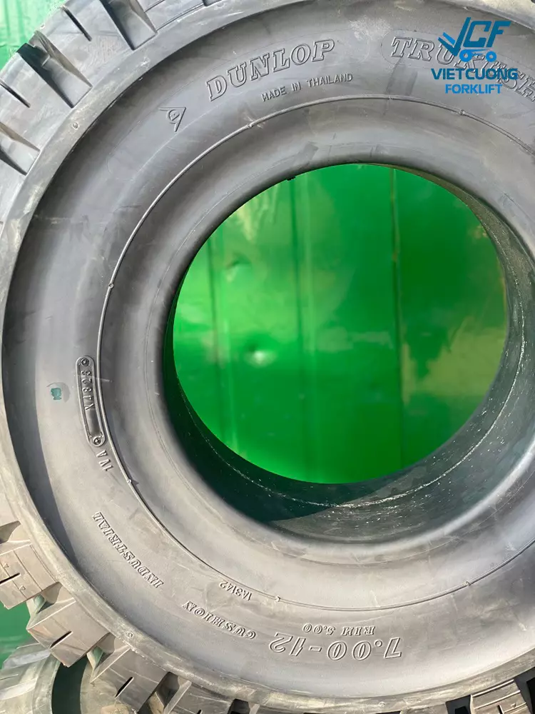 Bánh đặc xe nâng Dunlop 700-12