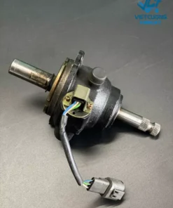 Bót lái xe nâng TCM-8 ngồi lái đời đầu