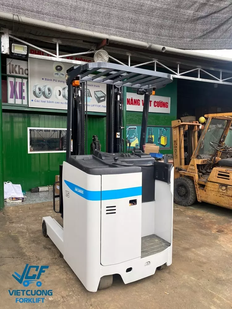 Xe nâng điện đứng lái 1.5 tấn