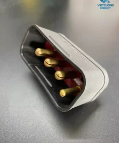 Giắc cắm sạc 3 pha bình điện