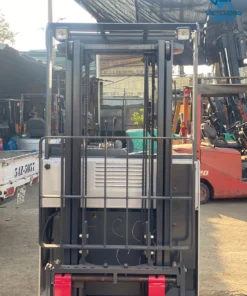 Xe nâng điện Nichiyu đứng lái