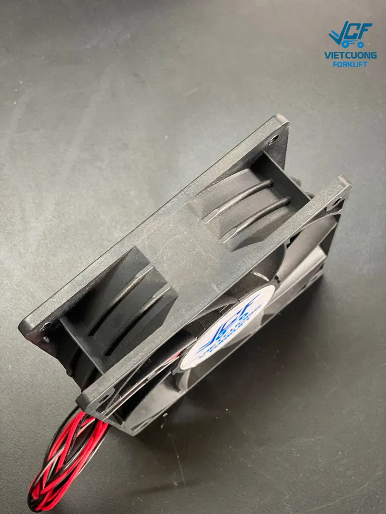 Quạt tản nhiệt xe nâng