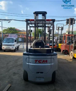 Xe nâng kẹp cuộn giấy 3 tấn TCM