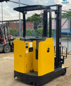xe nâng điện đứng lái komatsu FB15RS-12
