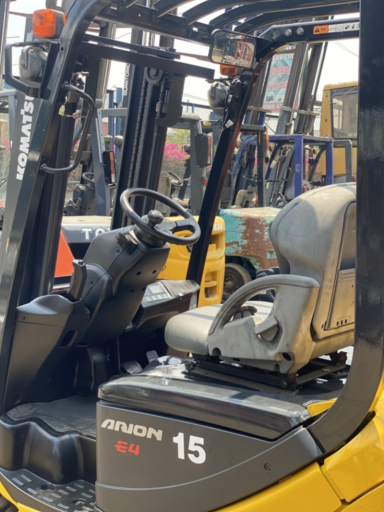 xe nâng điện 1 tấn