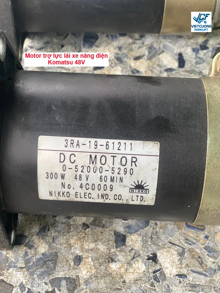 Motor tro luc lai xe nang dien Komatsu 48V ngoi lai