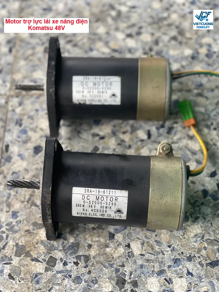 Motor tro luc lai xe nang dien Komatsu 48V ngoi lai