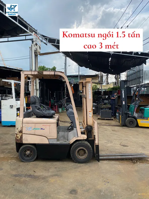 xe nang dien ngoi lai Komatsu FB15EX-11 cao 3m
