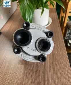 Bom thuy luc xe nang Toyota 7FD30