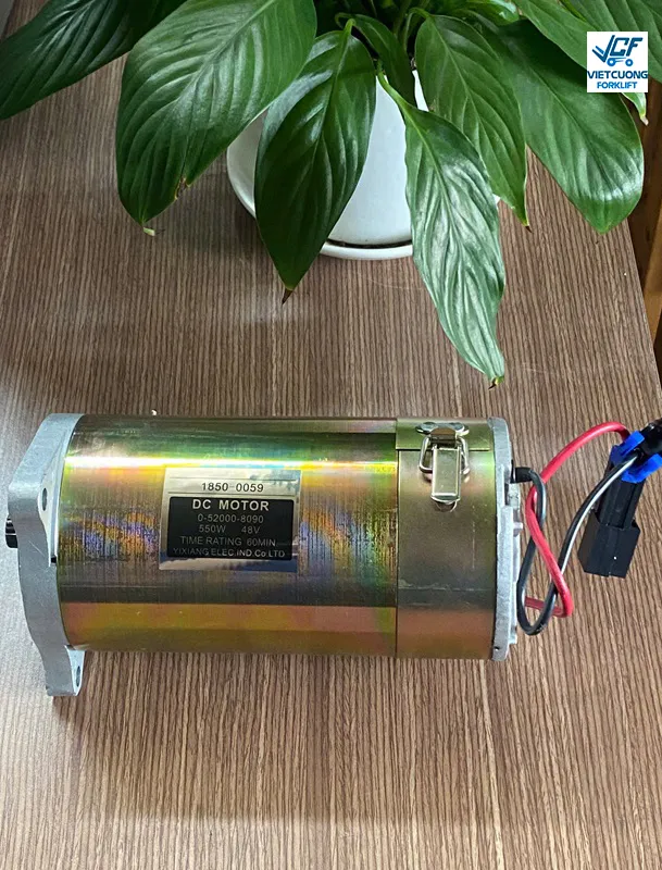 Motor lai xe nang 550W 48V aloxenang